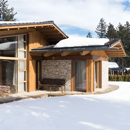 Nataly At Golf * 班斯科