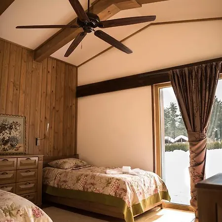 Луксозна вила Nataly At Golf